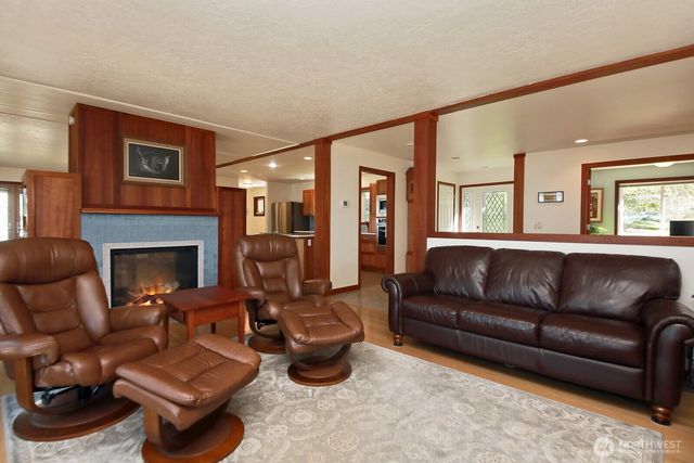 260 Rhodena Drive, Coupeville, WA 98239