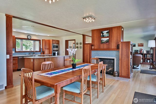 260 Rhodena Drive, Coupeville, WA 98239