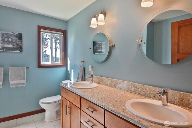260 Rhodena Drive, Coupeville, WA 98239