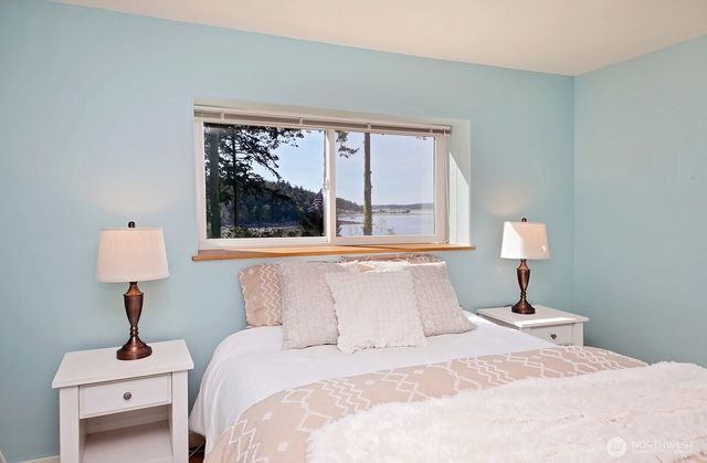 260 Rhodena Drive, Coupeville, WA 98239