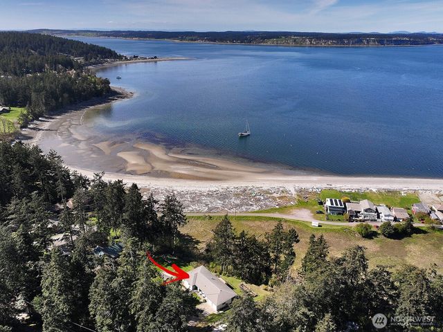 260 Rhodena Drive, Coupeville, WA 98239
