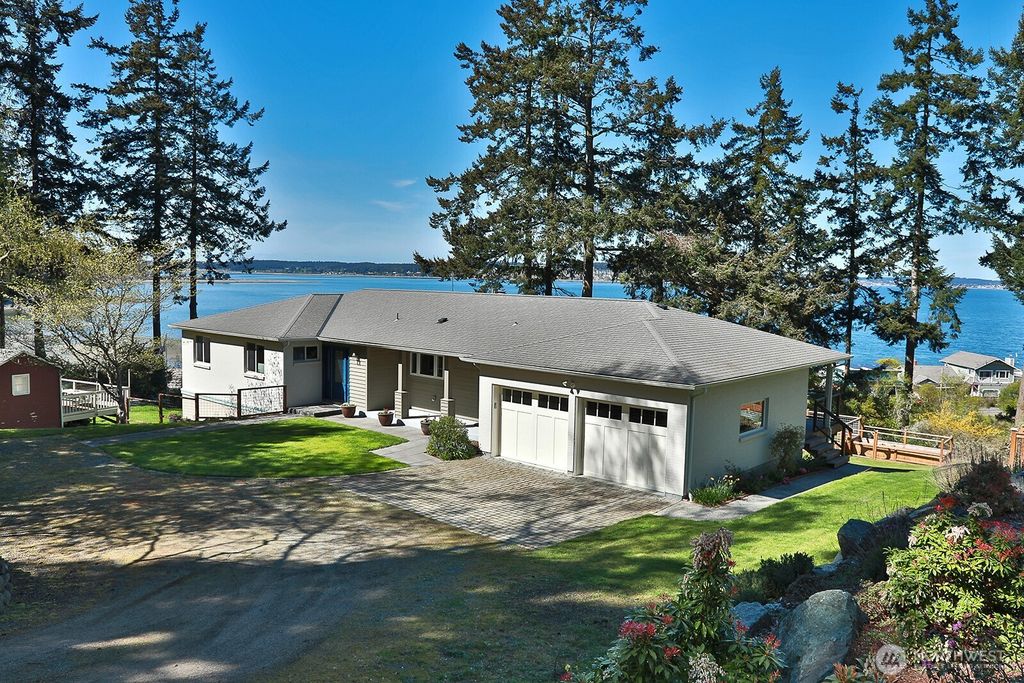 260 Rhodena Drive, Coupeville, WA 98239