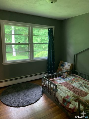 1 Gamma Avenue, Old Lyme, CT 06371