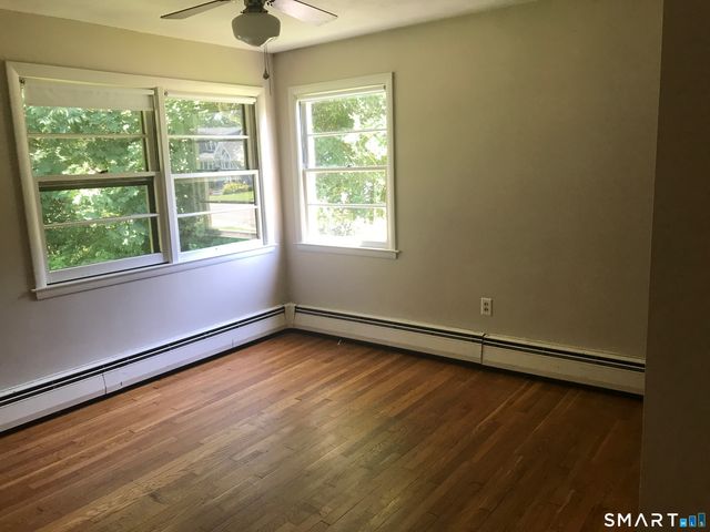 1 Gamma Avenue, Old Lyme, CT 06371