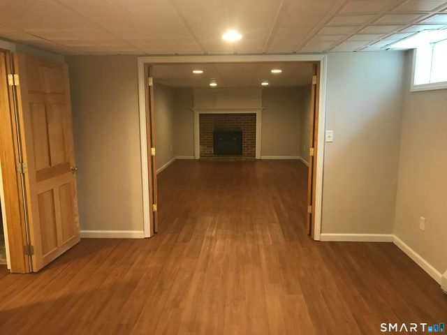1 Gamma Avenue, Old Lyme, CT 06371
