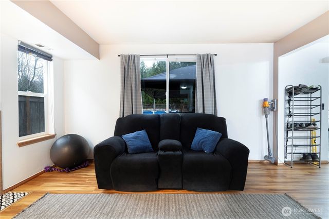 4919 106th St NE, Marysville, WA 98270