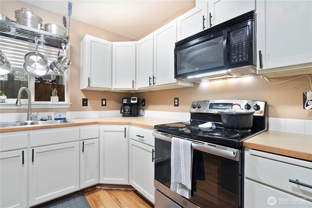 4919 106th St NE, Marysville, WA 98270