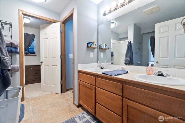 4919 106th St NE, Marysville, WA 98270