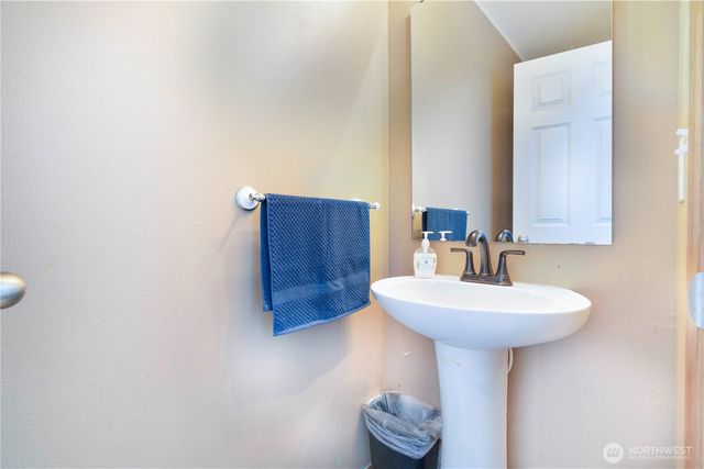 4919 106th St NE, Marysville, WA 98270