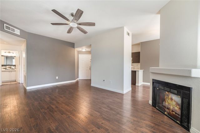 1050 East Cactus Avenue 2034, Las Vegas, NV 89183