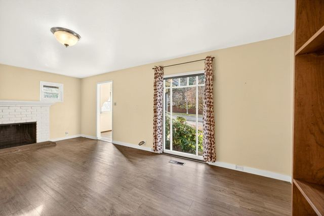 270 Morton Street, Ashland, OR 97520