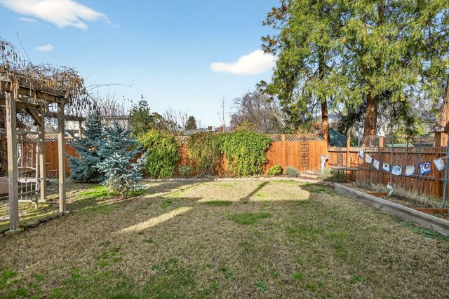 270 Morton Street, Ashland, OR 97520