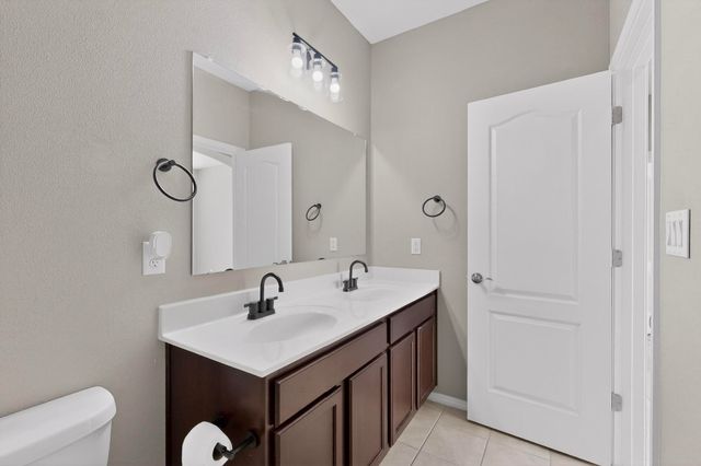 4712 Bienvenido A Casa, Santa Fe, NM 87507