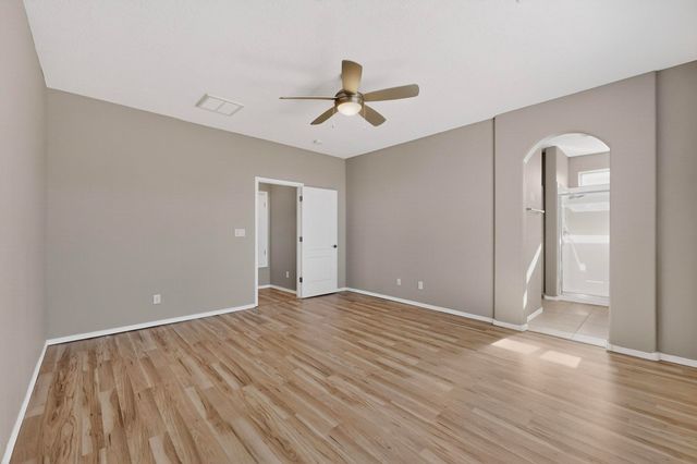 4712 Bienvenido A Casa, Santa Fe, NM 87507