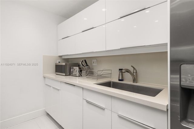 101 Crandon Blvd 379, Key Biscayne, FL 33149