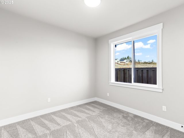 2239 E OTTER Loop 59, La Center, WA 98629