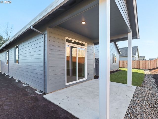 2239 E OTTER Loop 59, La Center, WA 98629