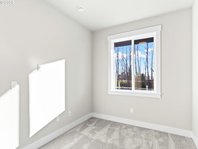 2239 E OTTER Loop 59, La Center, WA 98629