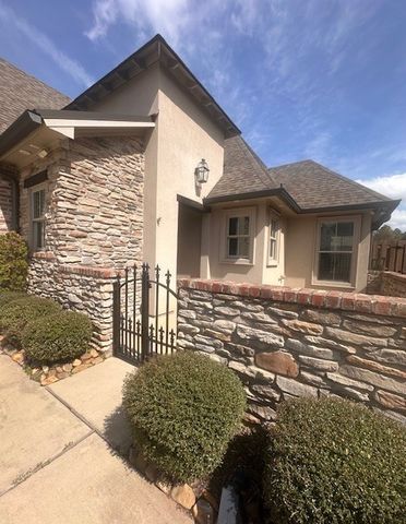 825 Galvez Avenue, Shreveport, LA 71115