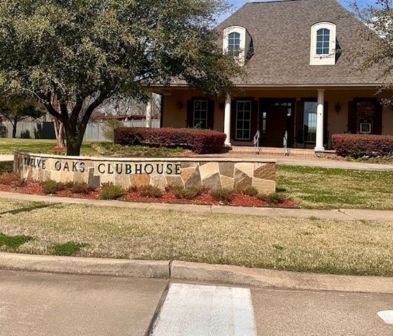 825 Galvez Avenue, Shreveport, LA 71115