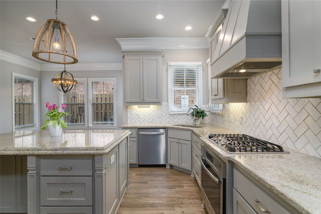 825 Galvez Avenue, Shreveport, LA 71115