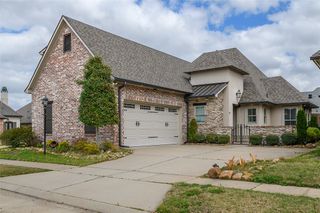 825 Galvez Avenue, Shreveport, LA 71115