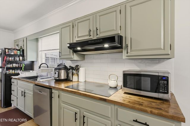 3421 Ironwood Rd, Knoxville, TN 37921