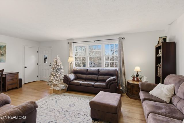 3421 Ironwood Rd, Knoxville, TN 37921