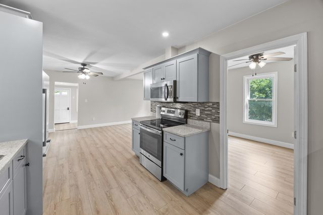 9 Highland Street, Boylston, MA 01505