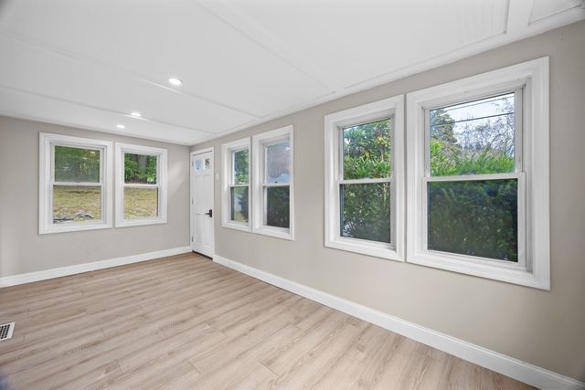 9 Highland Street, Boylston, MA 01505