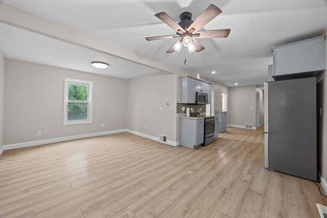 9 Highland Street, Boylston, MA 01505