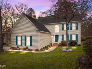 300 W Kirkfield Drive, Cary, NC 27518