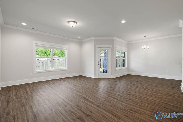 9128 Monteagle Boulevard, Owens Cross Roads, AL 35763