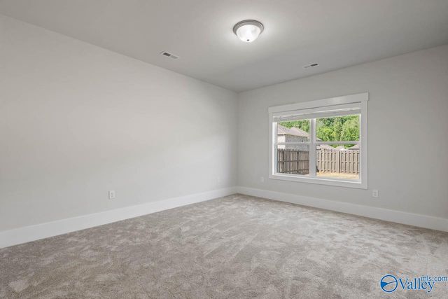 9128 Monteagle Boulevard, Owens Cross Roads, AL 35763