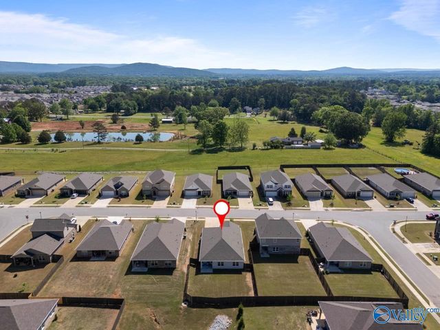 9128 Monteagle Boulevard, Owens Cross Roads, AL 35763