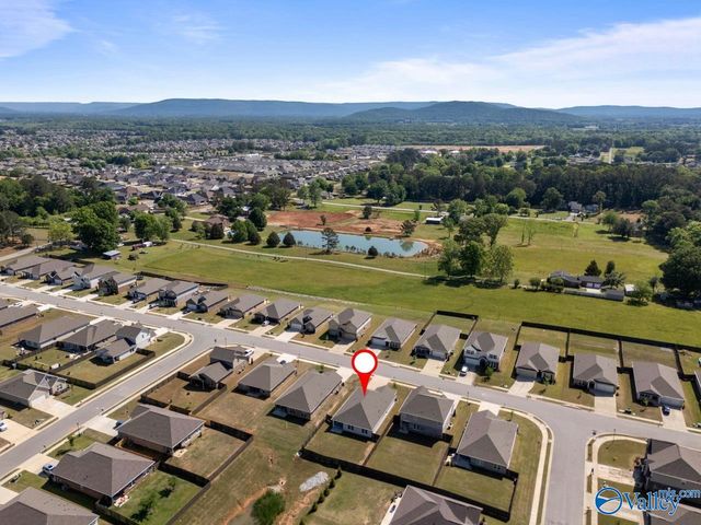 9128 Monteagle Boulevard, Owens Cross Roads, AL 35763