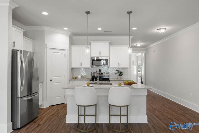 9128 Monteagle Boulevard, Owens Cross Roads, AL 35763