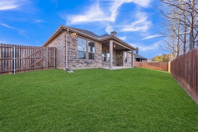 628 Waterford Way, Joshua, TX 76058