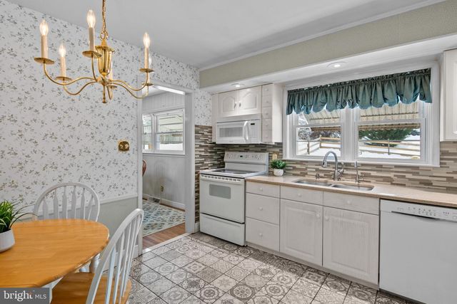 504 KUTZ CT, Reading, PA 19609