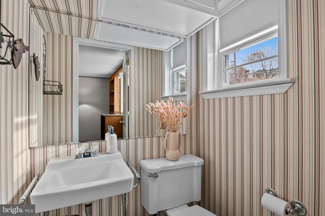 504 KUTZ CT, Reading, PA 19609