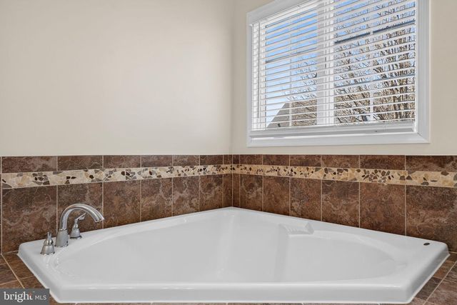 43612 HABITAT CIR, Leesburg, VA 20176