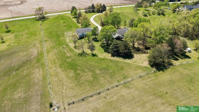 21900 W Angus Road, Gretna, NE 68028