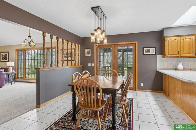 21900 W Angus Road, Gretna, NE 68028