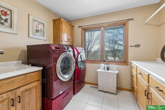 21900 W Angus Road, Gretna, NE 68028