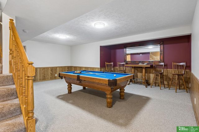 21900 W Angus Road, Gretna, NE 68028