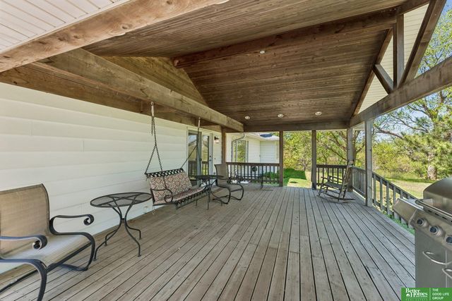 21900 W Angus Road, Gretna, NE 68028