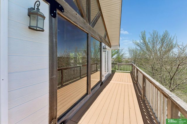 21900 W Angus Road, Gretna, NE 68028
