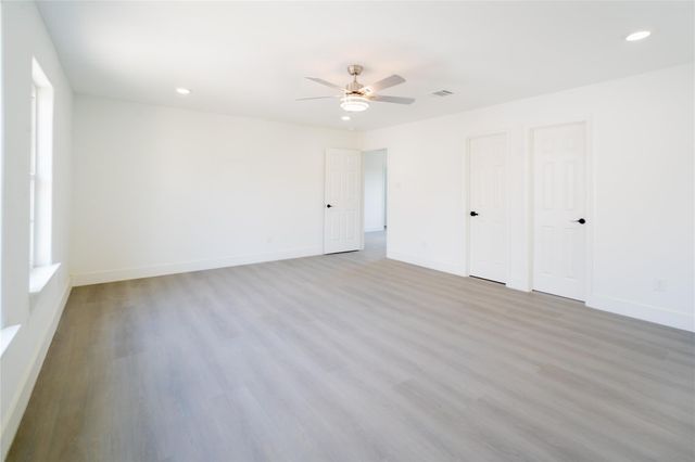 1515 Fairbanks Street, Houston, TX 77009