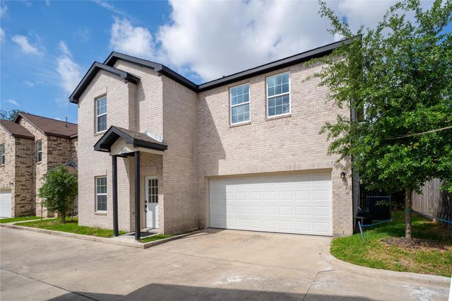 1515 Fairbanks Street, Houston, TX 77009
