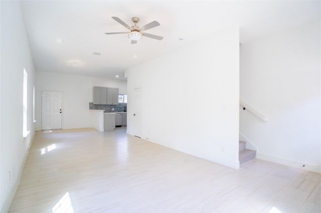1515 Fairbanks Street, Houston, TX 77009